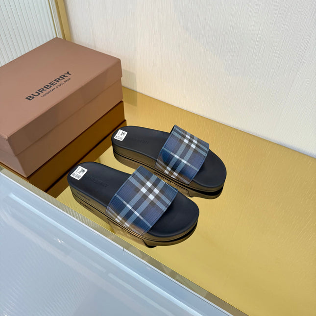 BURBERRY 26S SLIDES SANDAL IN BLACK BLUE CALFSKIN