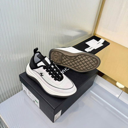 CHANEL 26S PLATFORM SNEAKERS IN WHITE SUEDE AND FABRIC WITH CC LOGO