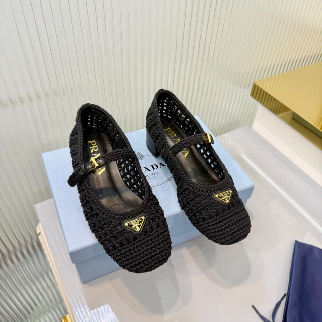 PRADA 26S LOGO PLAQUE CROCHET MARY JANE PUMPS 50MM IN BLACK WOVEN FIBER
