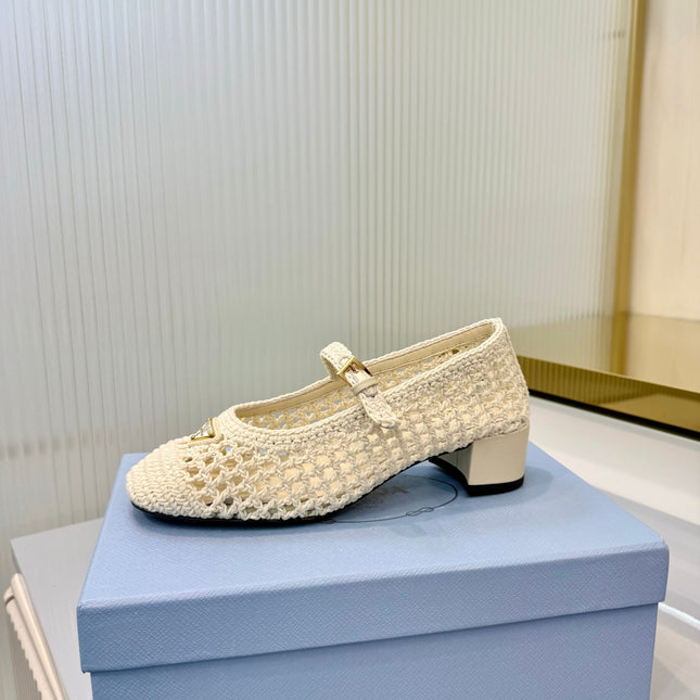 PRADA 26S LOGO PLAQUE CROCHET MARY JANE PUMPS 50MM IN IVORY WHITE WOVEN FIBER