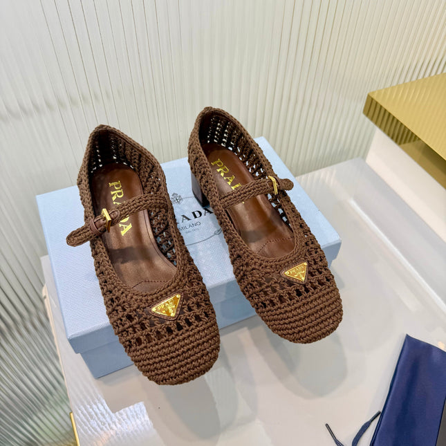 PRADA 26S LOGO PLAQUE CROCHET MARY JANE PUMPS 50MM IN DARK BROWN WOVEN FIBER