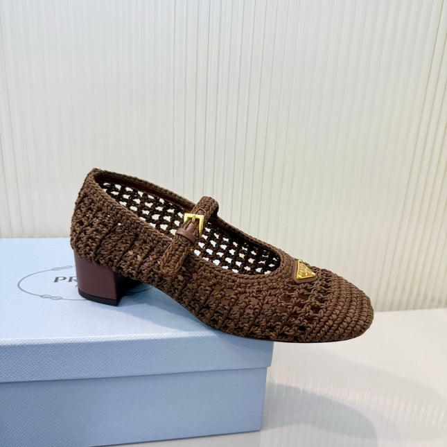 PRADA 26S LOGO PLAQUE CROCHET MARY JANE PUMPS 50MM IN DARK BROWN WOVEN FIBER