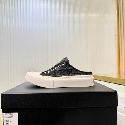 CHANEL 26S MULE SNEAKERS IN GREY DIAMOND-PATTERNED WOVEN DENIM FABRIC STLYE 6