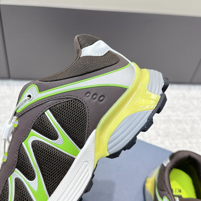ALO 25S SALOMON XT WHISPER 40 MM IN BLACK AND GREEN MESH FABRIC