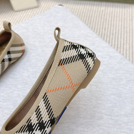 BURBERRY 26S BALLET FLATS IN BEIGE AND BLACK KNIT STYLE 1