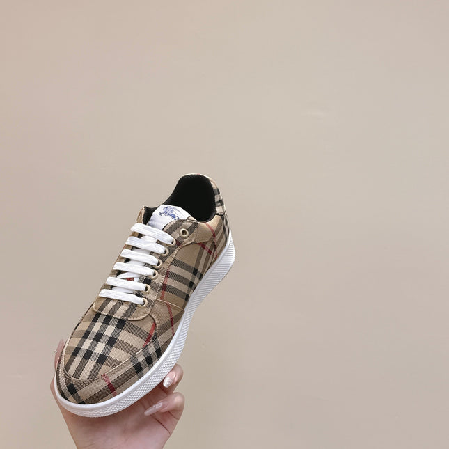 BURBERRY 26S PLAID TERRACE SNEAKERS IN LIGHT BROWN CANVAS