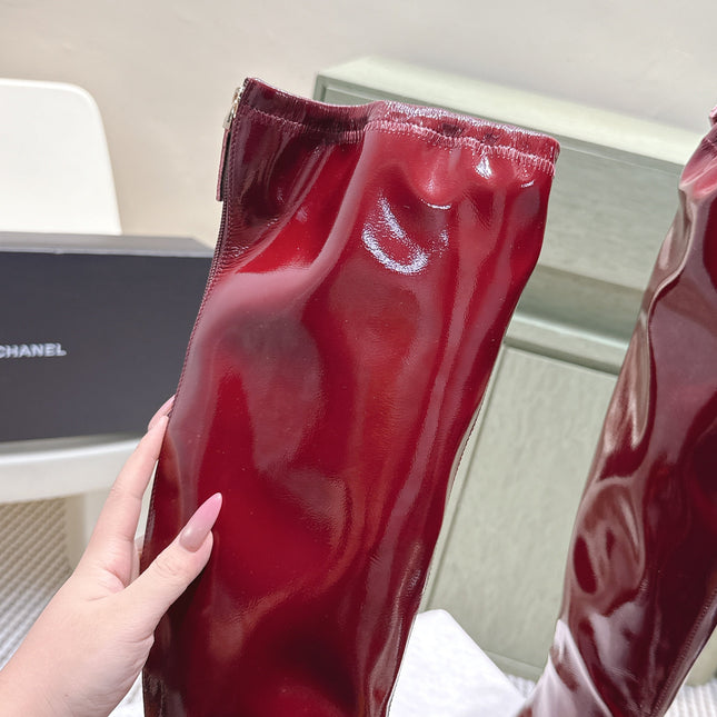 CHANEL 25S KNEE-HIGH BOOTS 60MM IN BURGUNDY PATENT CALFSKIN WEDGE HEELS