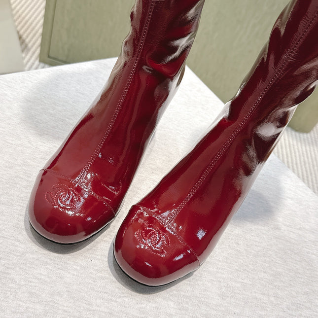 CHANEL 25S KNEE-HIGH BOOTS 60MM IN BURGUNDY PATENT CALFSKIN WEDGE HEELS