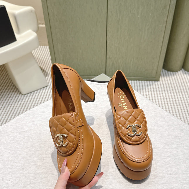 CHANEL 25S HIGH-HEELED MOCCASINS 80MM IN CARAMEL CALFSKIN GOLD HARDWARE