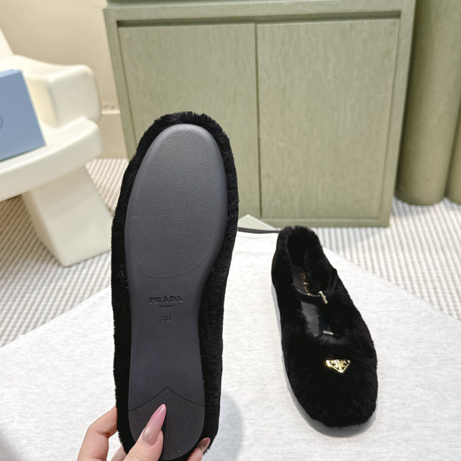 PRADA 25S MARY JANE BALLET FLATS IN BLACK FUR