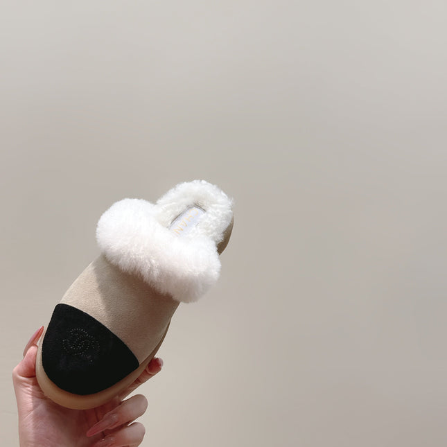 CHANEL 25S FUR-LINED MULES IN BEIGE AND BLACK SUEDE