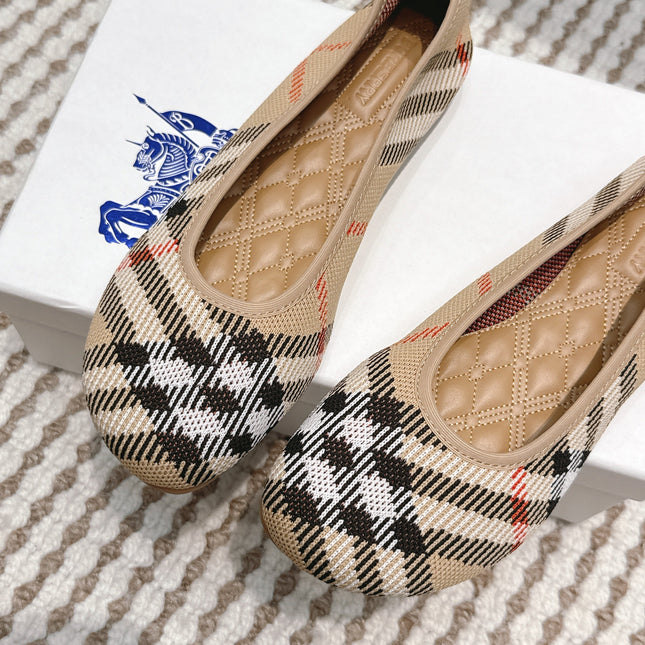 BURBERRY 26S BALLET FLATS IN BEIGE AND BLACK KNIT