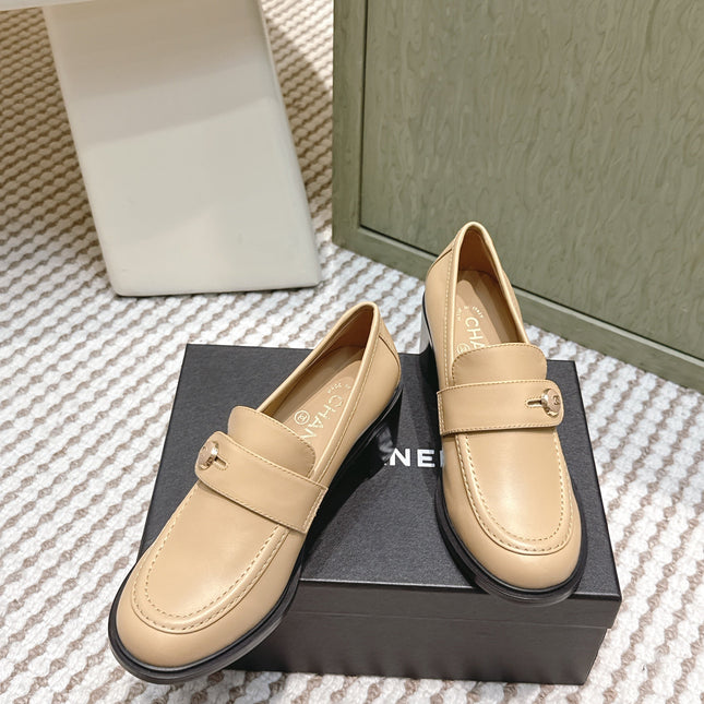 CHANEL 25S GODDESS MOCCASIN LOAFERS 65MM IN WARM BEIGE CALFSKIN GOLD HARDWARE