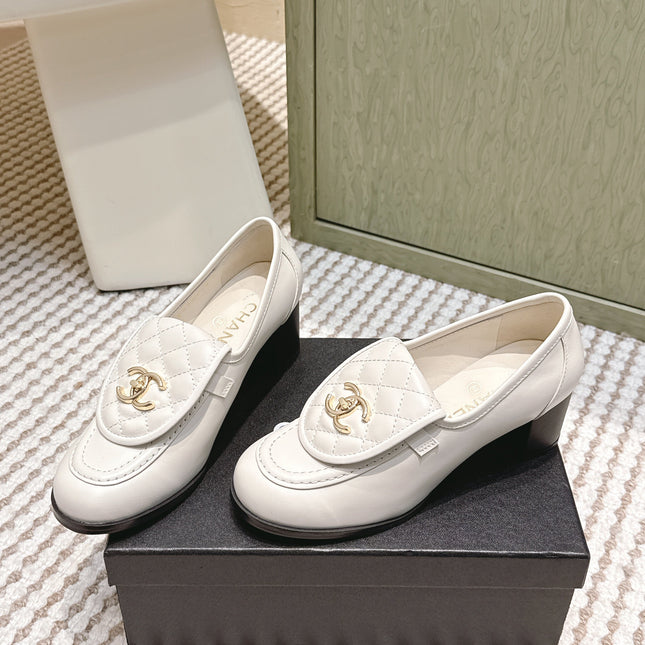 CHANEL 25S LOAFERS MOCCASIN 65MM IN WHITE CALFSKIN GOLD HARDWARE
