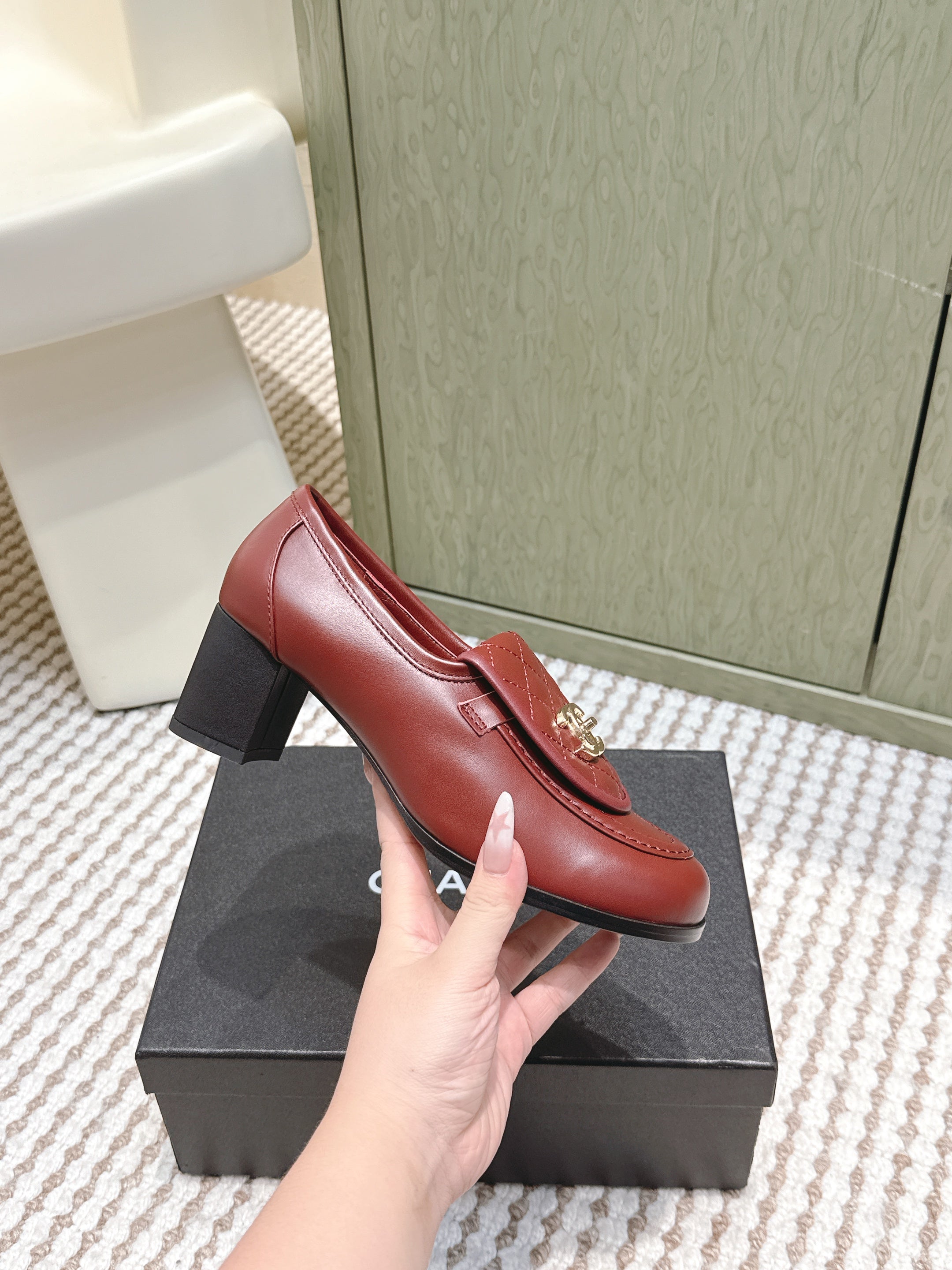 CHANEL 25S LOAFERS MOCCASIN 65MM IN BURGUNDY RED CALFSKIN GOLD HARDWARE