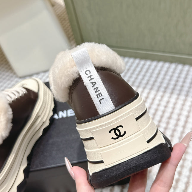 CHANEL 25S THICK-SOLE SNEAKERS 60MM IN DARK BROWN AND BEIGE CALFSKIN WITH FUR LINING