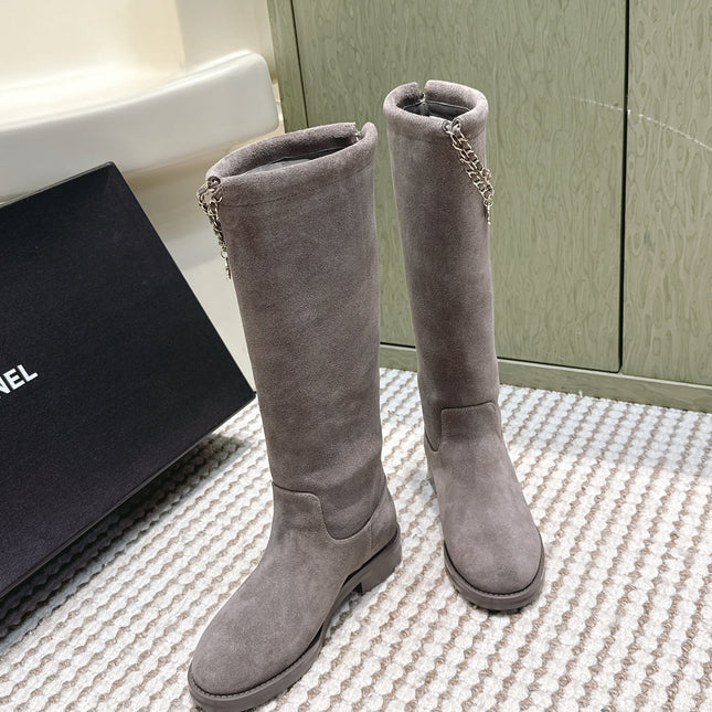 CHANEL 25S KNEE-HIGH BOOTS IN GREY SUEDE GOLD HARDWARE