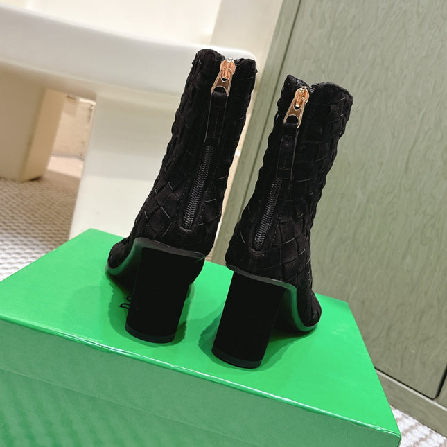 BOTTEGA VENETA 26S INTRECCIATO BOOTS 70 MM IN BLACK SUEDE