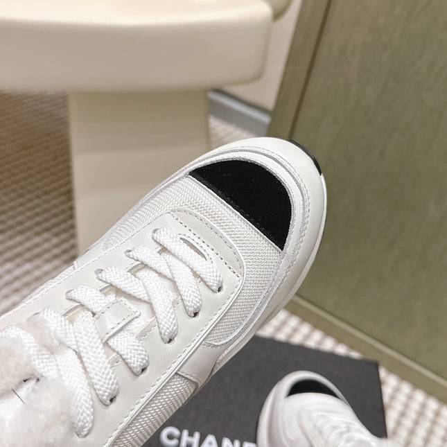 CHANEL 25S SNEAKERS IN WHITE SYNTHETIC FABRIC AND CALFSKIN BLACK SUEDE