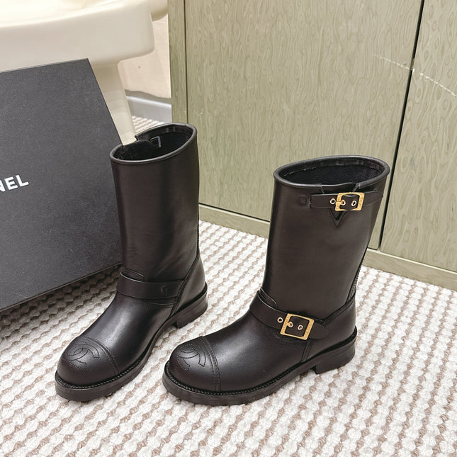 CHANEL 25S CALF-HIGH CHELSEA BOOTS IN BLACK CALFSKIN GOLD HARDWARE