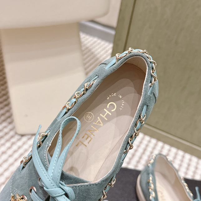 CHANEL 25S MOCCASINS IN LIGHT BLUISH-GRAY AND LIGHT GREY SUEDE