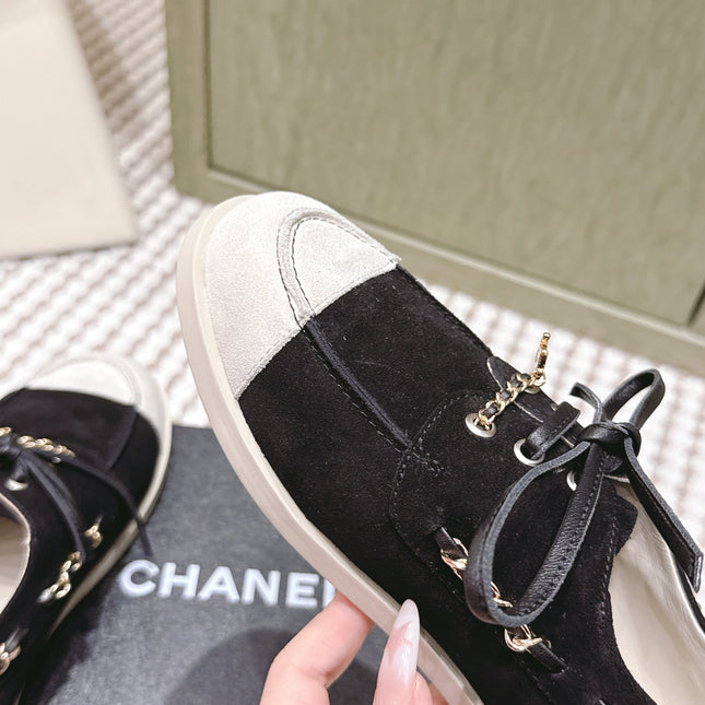 CHANEL 25S MOCCASINS IN BLACK AND LIGHT GREY SUEDE