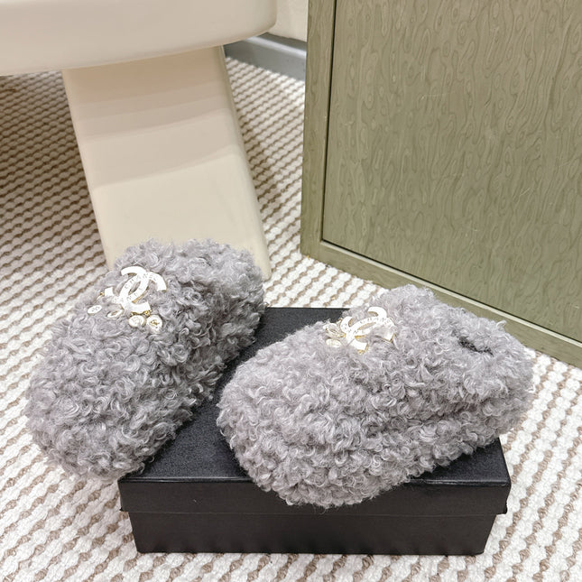 CHANEL 25S CLASSIC FURRY SLIDES IN GRAY WITH DOUBLE C LOGO