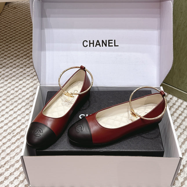 CHANEL 25S BALLERINA SHOES IN MAROON RED AND BLACK CALFSKIN GOLD HARDWARE