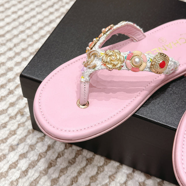 CHANEL 26S FLIP-FLOPS IN LIGHT PINK CALFSKIN