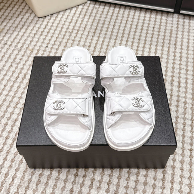 CHANEL 26S SANDALS IN WHITE CALFSKIN