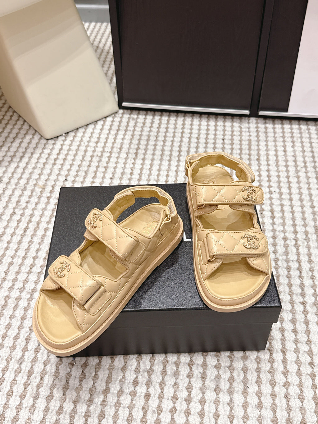 CHANEL 26S QUILTED DAD SANDALS IN LIGHT SAND BEIGE CALFSKIN