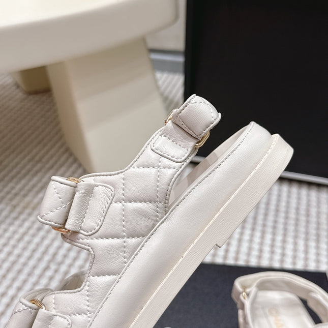 CHANEL 26S QUILTED DAD SANDALS IN CREAM WHITE CALFSKIN