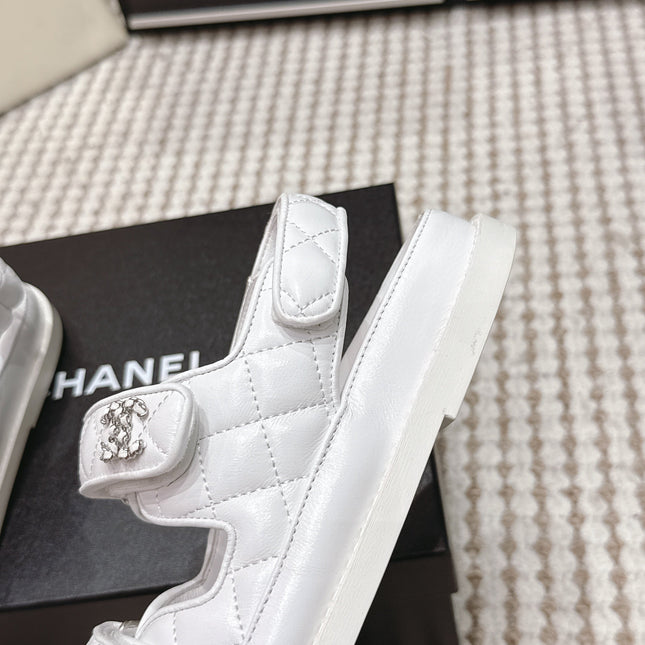 CHANEL 26S QUILTED DAD SANDALS IN WHITE CALFSKIN