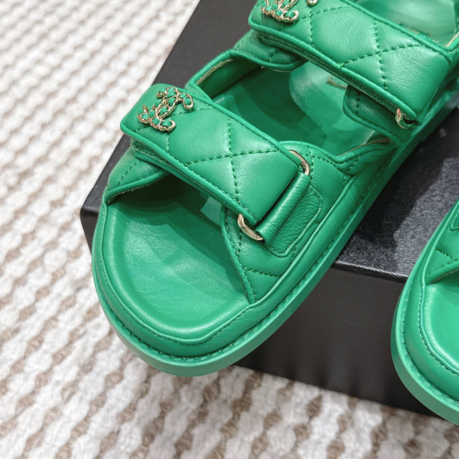 CHANEL 26S QUILTED DAD SANDALS IN GREEN CALFSKIN