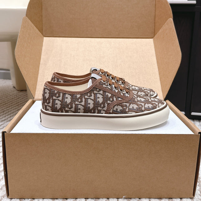DIOR 26S SALTWIND SNEAKER IN BROWN FABRIC STYLE 6