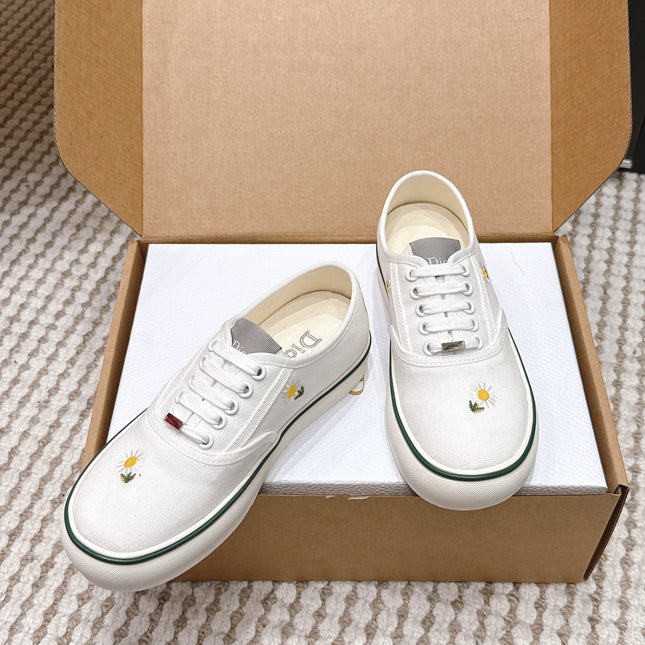 DIOR 26S SALTWIND SNEAKER IN WHITE FABRIC STYLE 4