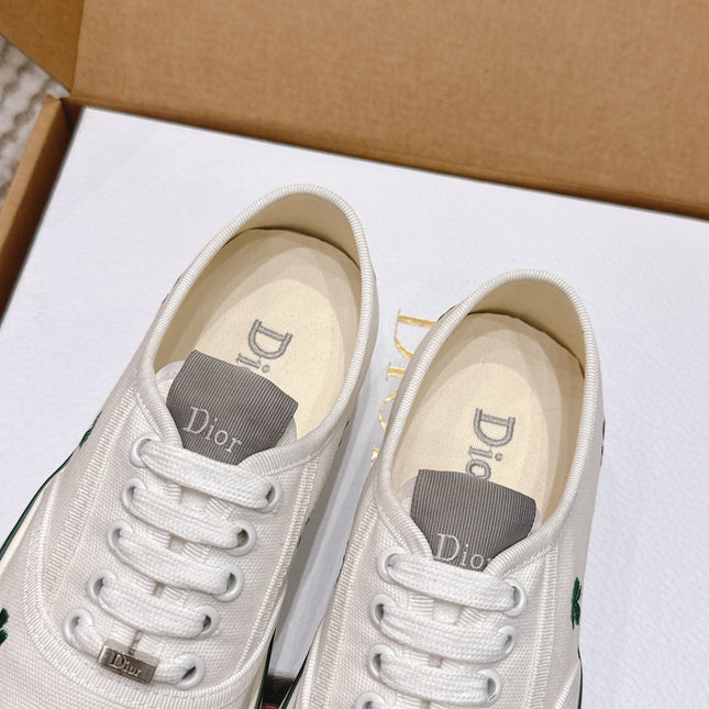 DIOR 26S SALTWIND SNEAKER IN WHITE FABRIC STYLE 2
