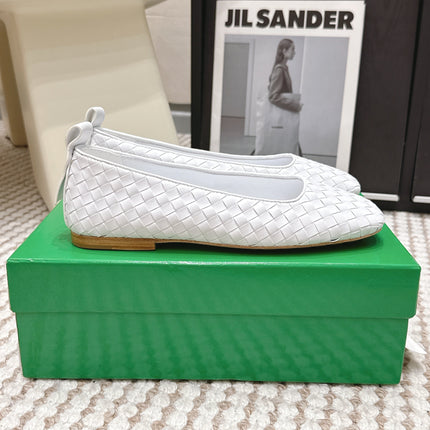 BOTTEGA VENETA 26S SQUARE-TOE FLATS IN WHITE TECHNICAL WOVEN LAMBSKIN