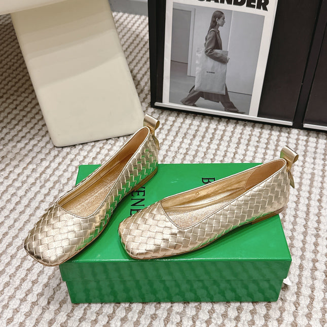 BOTTEGA VENETA 26S SQUARE-TOE FLATS IN LIGHT METALLIC GOLD TECHNICAL WOVEN LAMBSKIN