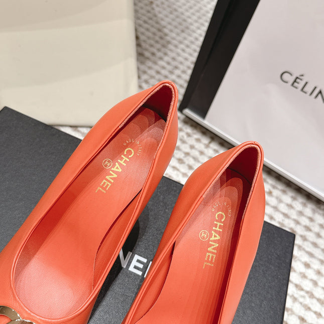 CHANEL 26S HIGH HEELS 95 MM IN ORANGE CALFSKIN WITH GOLD-TONE CC LOGO