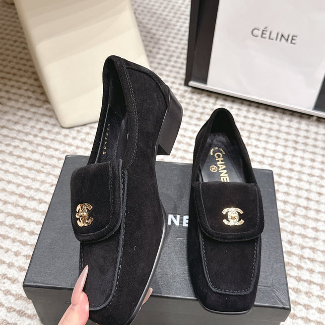 CHANEL 26S LOAFERS IN BLACK SUEDE WITH GOLD-TONE CC LOGO