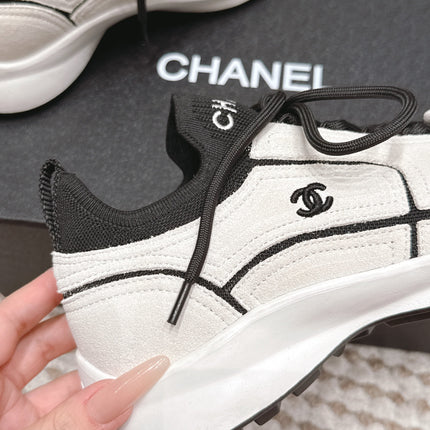 CHANEL 26S PLATFORM SNEAKERS 30 MM IN WHITE SUEDE WITH BLACK FABRIC