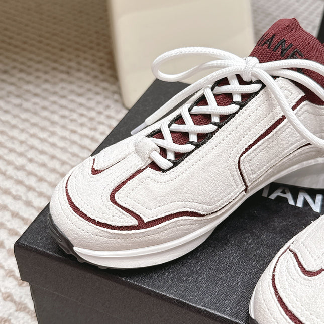 CHANEL 26S PLATFORM SNEAKERS 30 MM IN WHITE SUEDE WITH BURGUNDY FABRIC