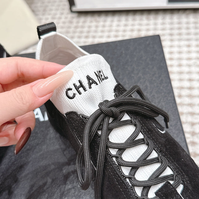 CHANEL 26S PLATFORM SNEAKERS 30 MM IN BLACK SUEDE WITH WHITE FABRIC