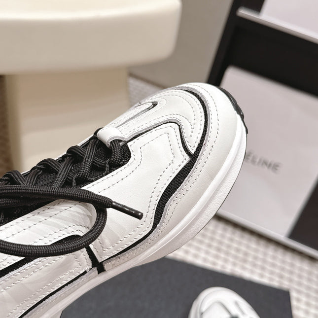 CHANEL 26S PLATFORM SNEAKERS 30 MM IN WHITE CALFSKIN WITH BLACK FABRIC