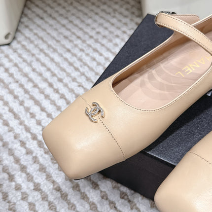 CHANEL 26S SQUARE TOE MARY JANE FLATS IN BEIGE CALFSKIN