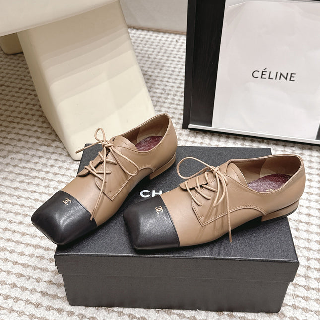 CHANEL 26S LACE-UP OXFORD SHOES IN LIGHT BROWN CALFSKIN WITH BLACK TOE CAP