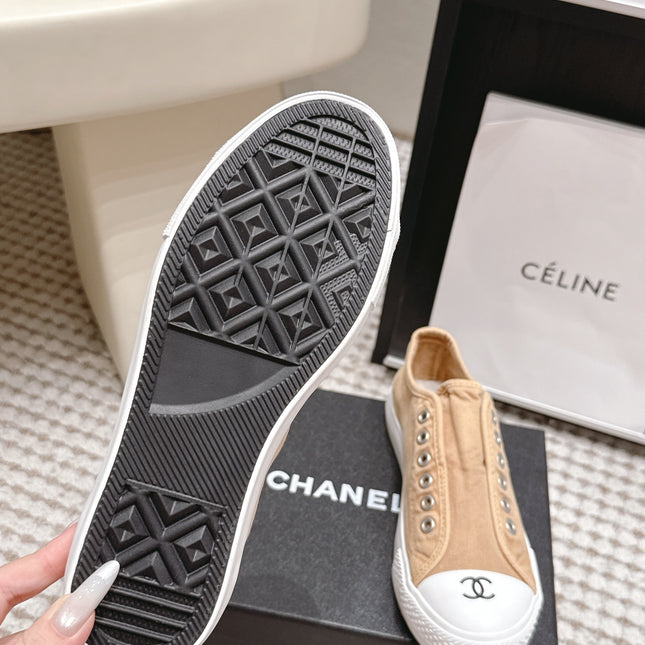 CHANEL 26S SNEAKERS IN BEIGE CANVAS