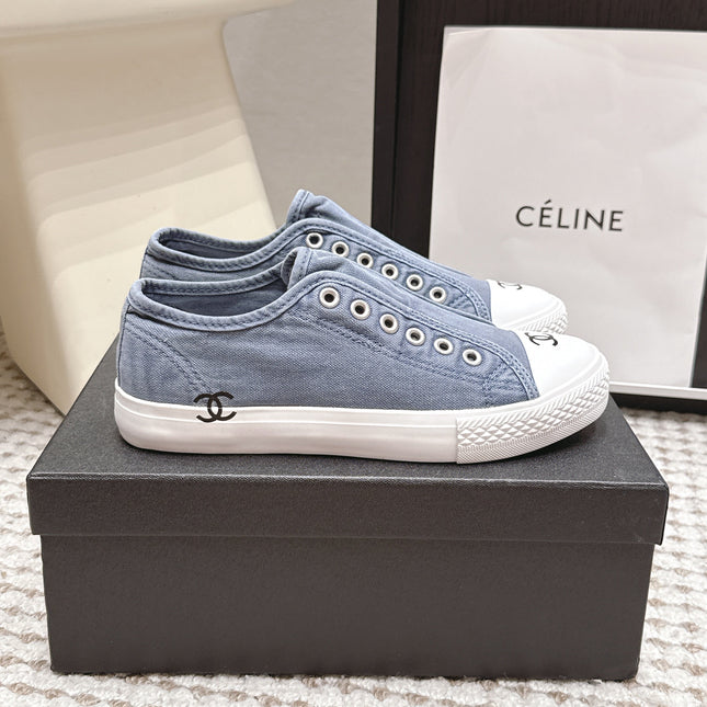 CHANEL 26S SNEAKERS IN BLUE DENIM