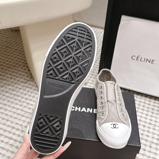 CHANEL 26S SNEAKERS IN LIGHT GREY CANVAS